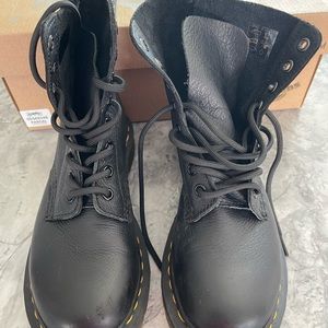Dr. Martens 1460 Pascal Black Leather Boots